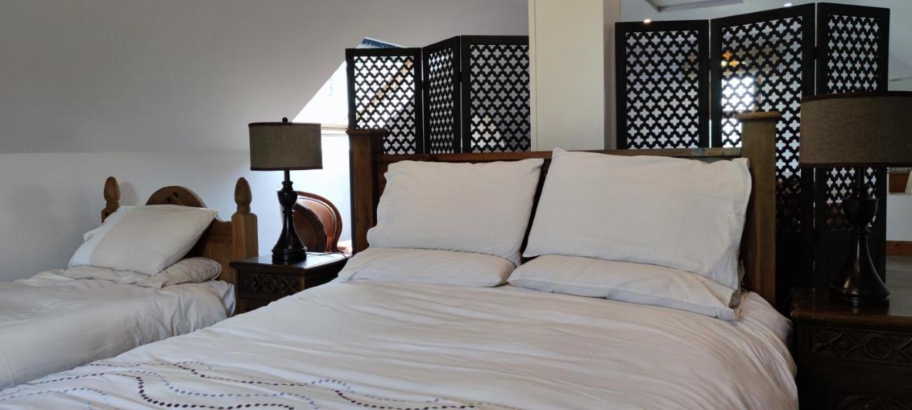 The Garden Gates Guest Accommodation Касълбар Екстериор снимка